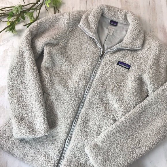 Patagonia Jackets & Blazers - Patagonia light gray fleece zip front jacket xs